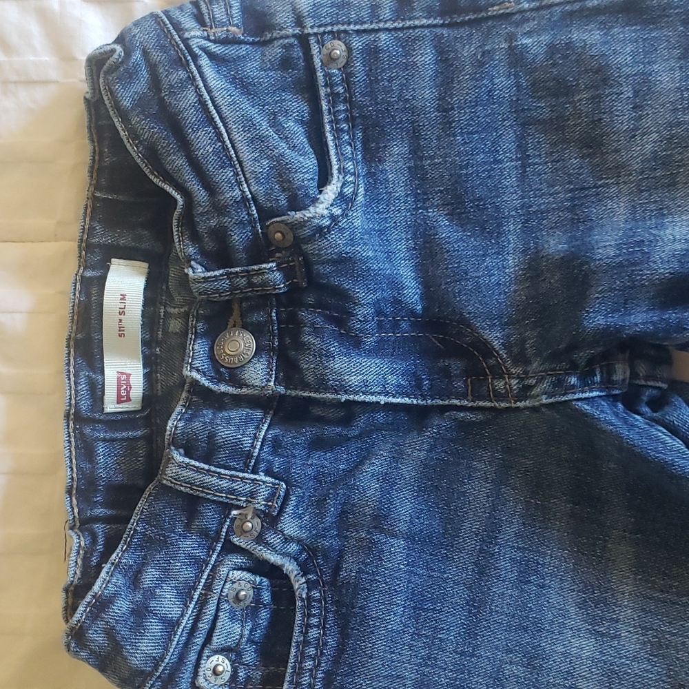 5 pair of 3T Jeans - Picture 2 of 13